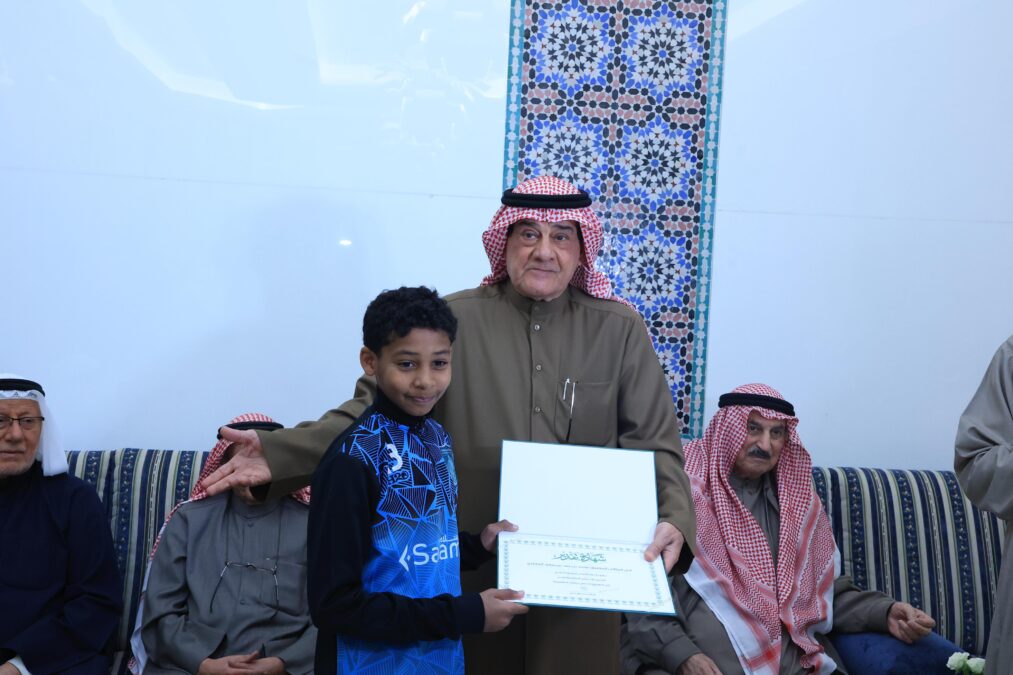 أكاديمية الفهود تكرم الطلبة المتفوقين دراسيًا 2 055ce387 27af 4419 8570 07fb81146c2d