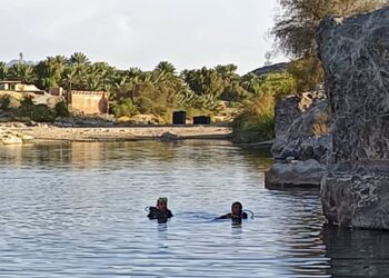 وفاة شخصين غرقا في عين وضاح ببهلاء