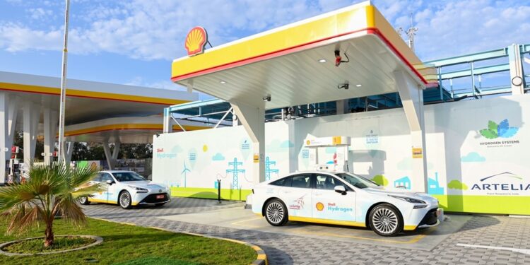 إطلاق أول محطة هيدروجين للمركبات في سلطنة عُمان