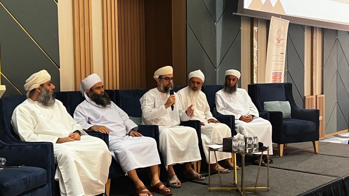 اجتماع الجمعية العمومية العادية للجمعية العمانية للعناية بالقرآن الكريم (1446هـ / 2025م) 4 c4f4881b 4756 4729 89f2 01a1fb4a1a0c