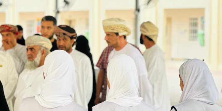 ملتقى مشروع العمل التطوعي (بإختلافي أتميز) بمدرسة زينب بنت أبي سلمة (٧-١٠) للتعليم الأساسي بولاية السويق" 1 ملتقى مشروع العمل التطوعي (بإختلافي أتميز) بمدرسة زينب بنت أبي سلمة (٧-١٠) للتعليم الأساسي بولاية السويق”