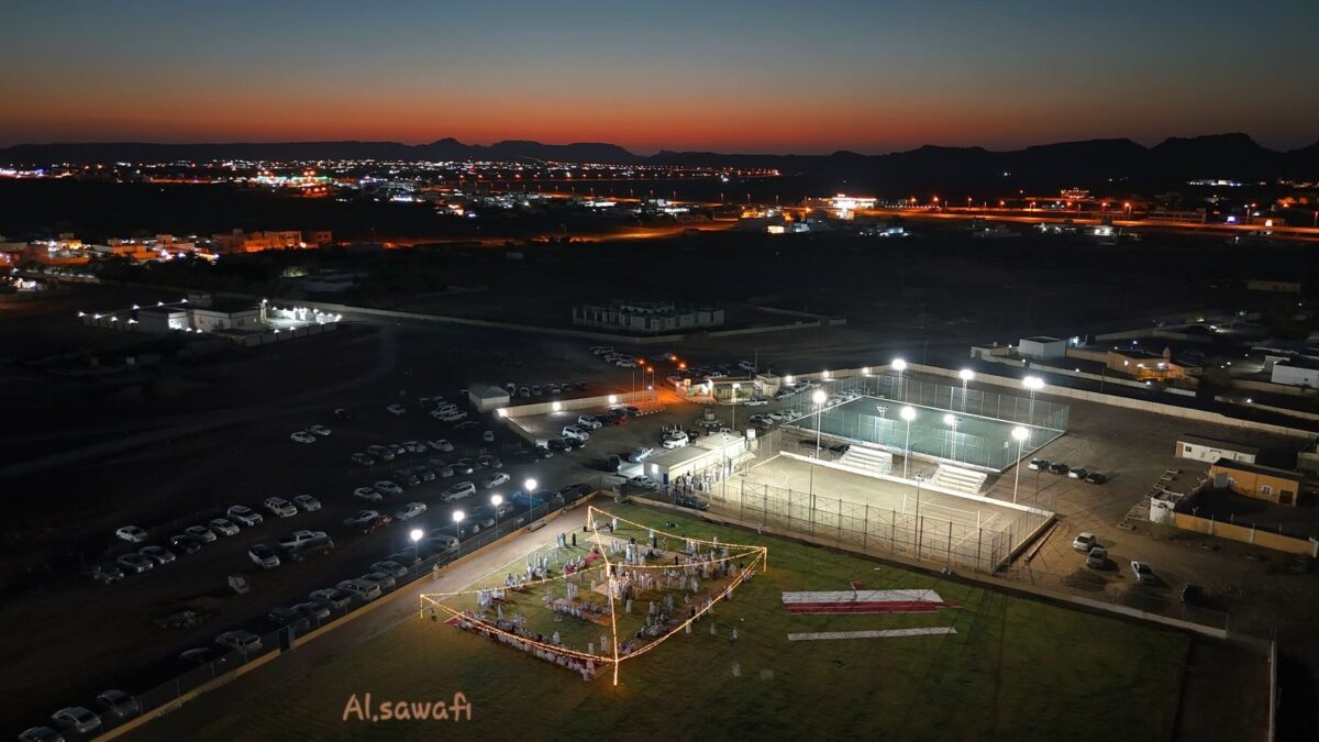 فريق التضامن بعبري ينظم إفطارًا جماعيًا .. ويفتتح ملعبه المعشب الجديد 3 249af2fb 7c81 48ee a859 487d0dedbc82