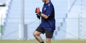 محمود الشحي .. موهبة في حراسة المرمى ومدرب متميز