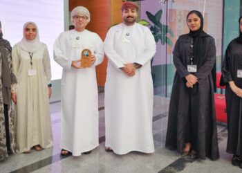 تتويج بنك مسقط بجائزة عالمية تؤكد ريادته في دعم المؤسسات الصغيرة والمتوسطة