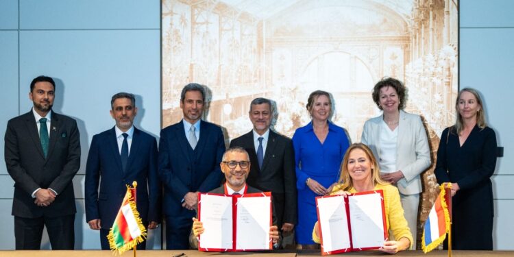 أوكيو لشبكات الغاز توقع مذكرة تفاهم مع “غازوني” لتطوير البنية الأساسية للهيدروجين