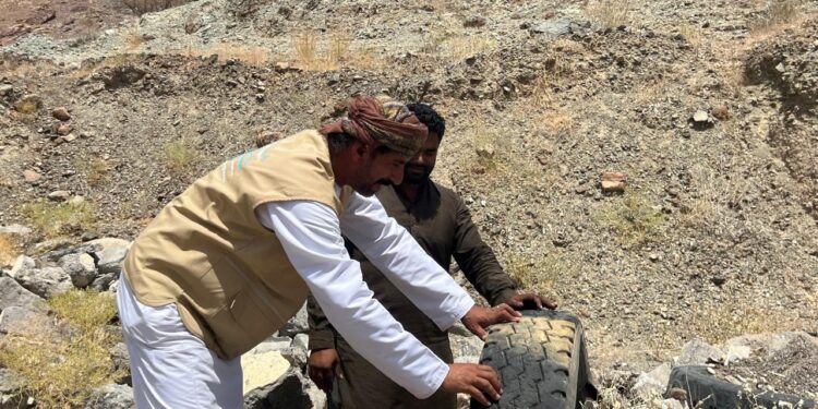 هيئة البيئة بشمال الشرقية تنظم حملة لتنظيف مواقع الحياة الفطرية من الإطارات التالفة