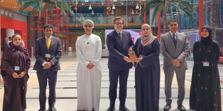 تتويج بنك مسقط بجائزة أفضل بنك في مجال تحويل الأموال بالعملات الأجنبية من مؤسّسة Global Finance 1 تتويج بنك مسقط بجائزة أفضل بنك في مجال تحويل الأموال بالعملات الأجنبية من مؤسّسة Global Finance