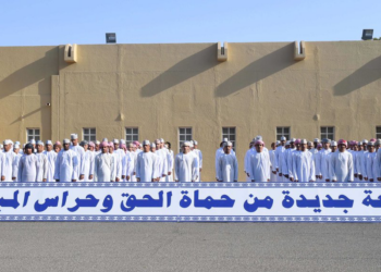 الشرطة تستقبل دفعة جديدة من المواطنين