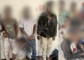 إيقاف 3 مواطنين سهلوا دخول متسللين في الوسطى