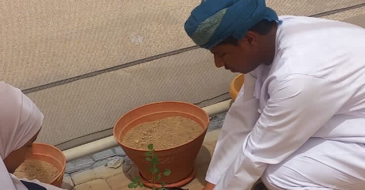 هيئة البيئة بشمال الشرقية تنفذ محاضرة توعوية بعنوان “كيف نحافظ على بيئتنا” بالمضيبي