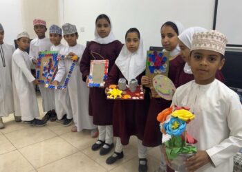 هيئة البيئة بالسويق تواصل تنفيذ برامج توعوية لطلبة المدارس بالسويق والخابورة