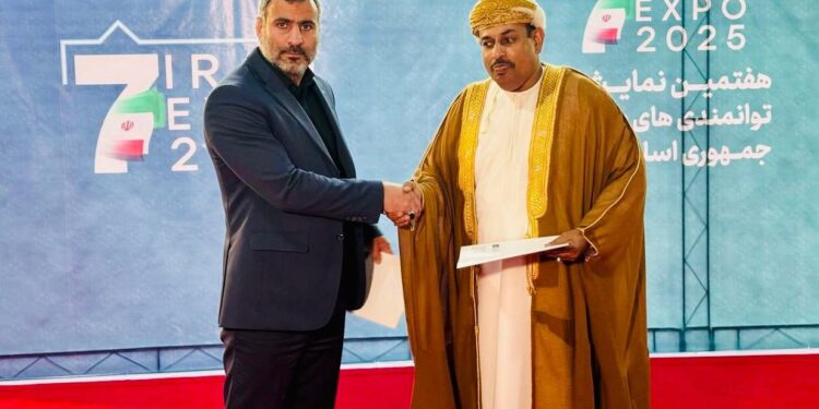 سيرابيس العمانية توقع عقد تنفيذ وتنظيم معرض إيران إكسبو في سلطنة عمان والدول الخليجية والعربية 1 سيرابيس العمانية توقع عقد تنفيذ وتنظيم معرض إيران إكسبو في سلطنة عمان والدول الخليجية والعربية