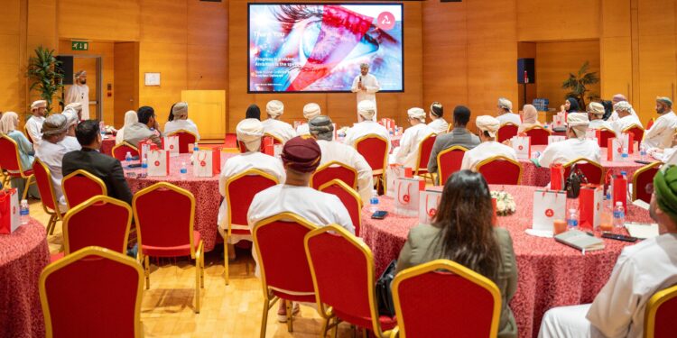 Bank Muscat Hosts Discussion Panel About E-Mandate forGovernment Institutions and Corporates 1 بنك مسقط ينظم حلقة نقاشية للتعريف بخدمة التفويض الرقمي للمؤسسات الحكومية والشركات