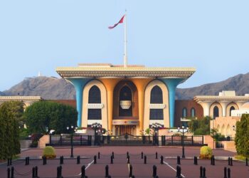 اليوم.. سلطنة عُمان تستضيف الجولة الرابعة من المحادثات الإيرانية – الأمريكية