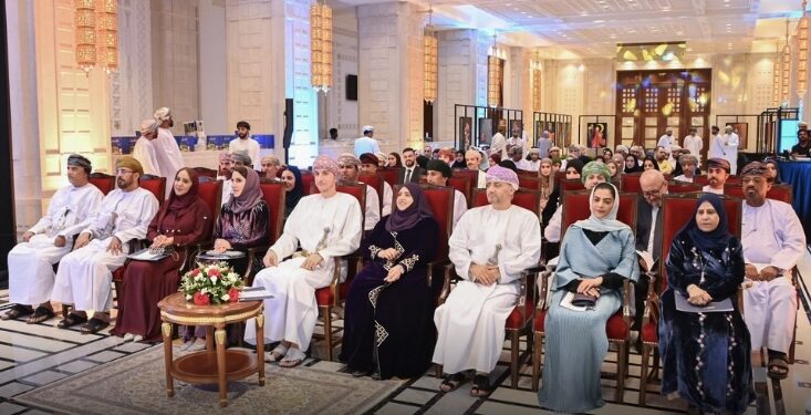 وزارةُ التنمية الاجتماعية تنظم “معرض اضطراب طيف التوحد للفنون الثاني” بدار الأوبرا السُّلطانية مسقط