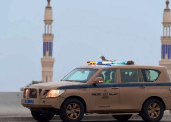 القبض على مواطن سرق مركبة من أمام أحد المنازل في ولاية السويق