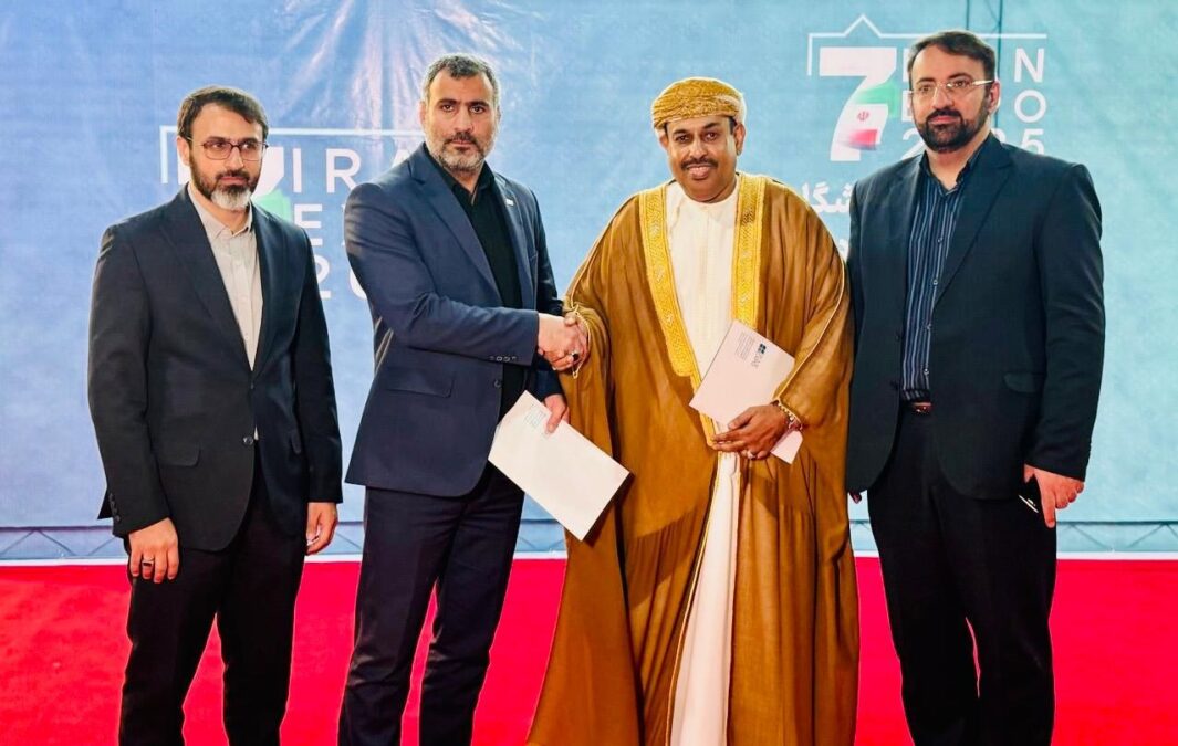 سيرابيس العمانية توقع عقد تنفيذ وتنظيم معرض إيران إكسبو في سلطنة عمان والدول الخليجية والعربية 3 b32e006c c4fd 4777 a78c cca7f257afa9