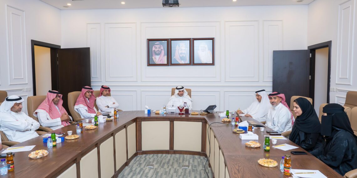 أمانة الشرقية تبحث أبرز التوجهات التنموية مع معهد الدراسات والبحوث بجامعة الإمام عبدالرحمن بن فيصل 1 أمانة الشرقية تبحث أبرز التوجهات التنموية مع معهد الدراسات والبحوث بجامعة الإمام عبدالرحمن بن فيصل