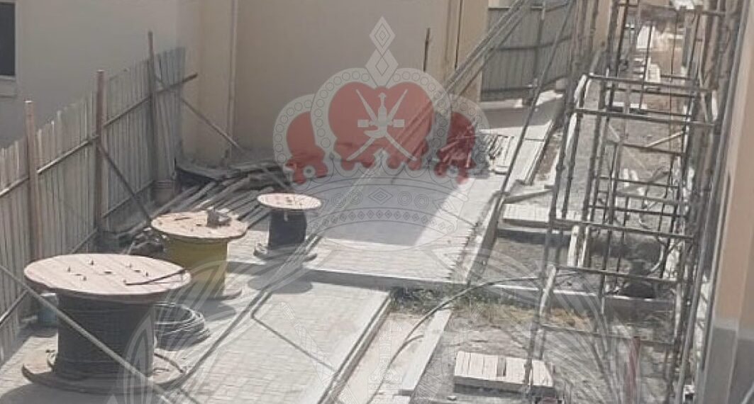 القبض على وافد بنغلاديشي بتهمة سرقة كابلات كهربائية في ولاية مدحاء