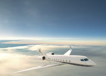 الخطوط الجوية القطرية تستعرض طائراتها المتطورة وتقنياتها الحديثة في معرض باريس الجوي 2025