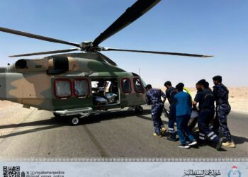 طيران الشرطة ينقل جثامين ضحايا حادث مقشن إلى مستشفى ثمريت