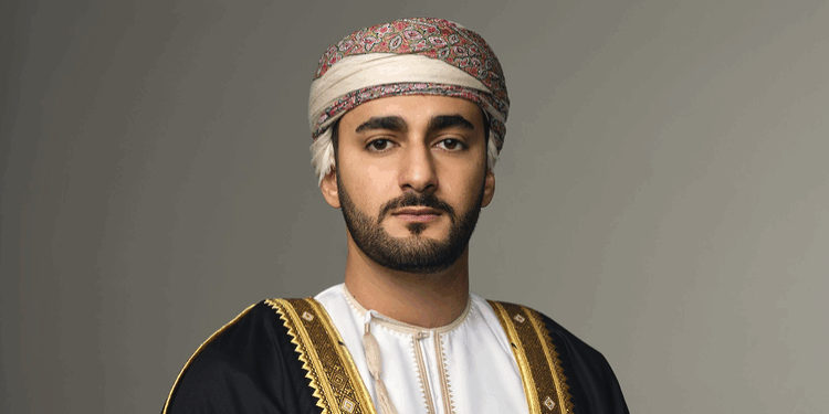 سُموُّ السّيد ذي يزن يُطلِقُ شارة البدء لتنفيذ النسخة الثانية من برنامج الانضباط العسكري 1 سُموُّ السّيد ذي يزن يُطلِقُ شارة البدء لتنفيذ النسخة الثانية من برنامج الانضباط العسكري