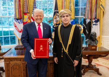 الرئيس الأمريكي يتسلّم أوراق اعتماد سفير سلطنة عُمان