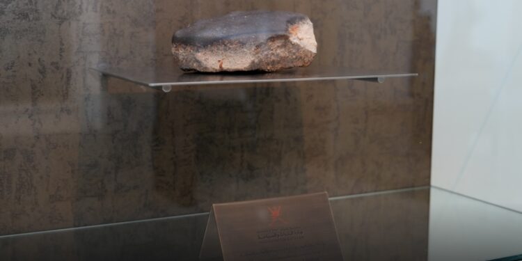 وزارة التراث والسّياحة تفتتح ركن النيازك بفندق ماندارين أورينتال