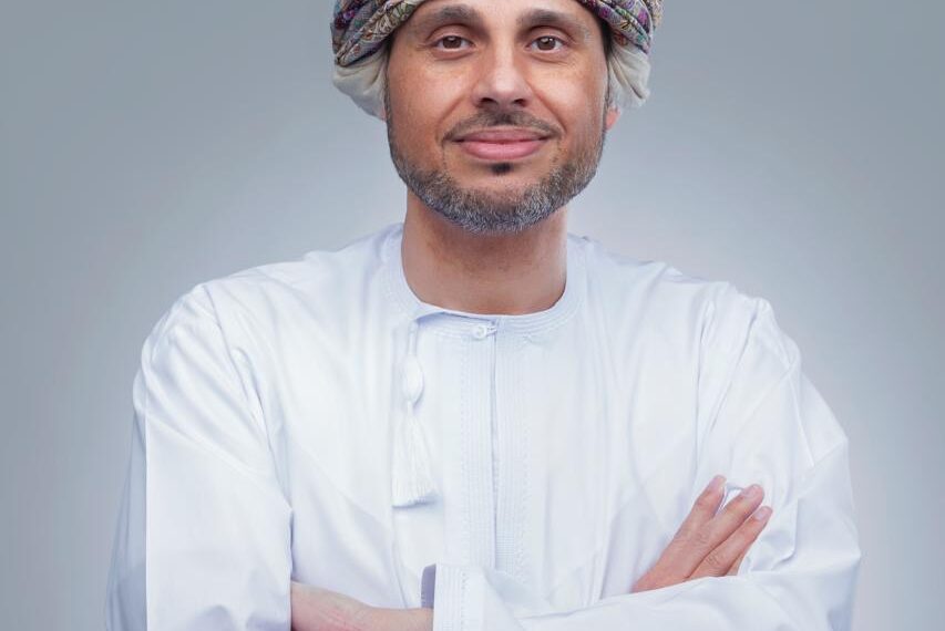 عُمانتل و “دو” تعلنان تفعيل كابل “بوابة عُمان الإمارات” البحري