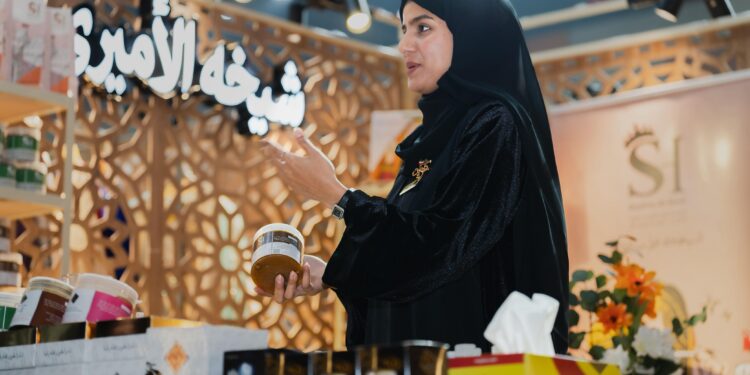 محافظة ظفار تستضيف معرض “تمكين وسمو” لدعم المؤسسات الصغيرة والمتوسطة