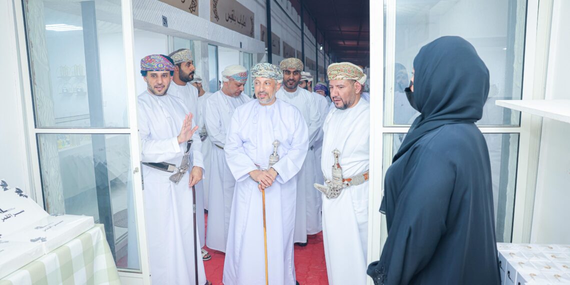 انطلاق فعاليات معرض "تمكين وسمو" لدعم قطاع ريادة الأعمال في ظفار 1 انطلاق فعاليات معرض “تمكين وسمو” لدعم قطاع ريادة الأعمال في ظفار