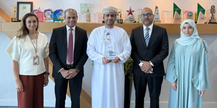 Bank Muscat Awarded Best Investment Bank in Oman Award by MEED