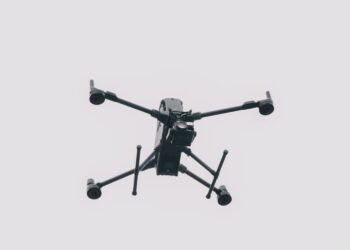 تدشين أول طائرة DJI ماتريس 400 بالشرق الأوسط في سلطنة عُمان