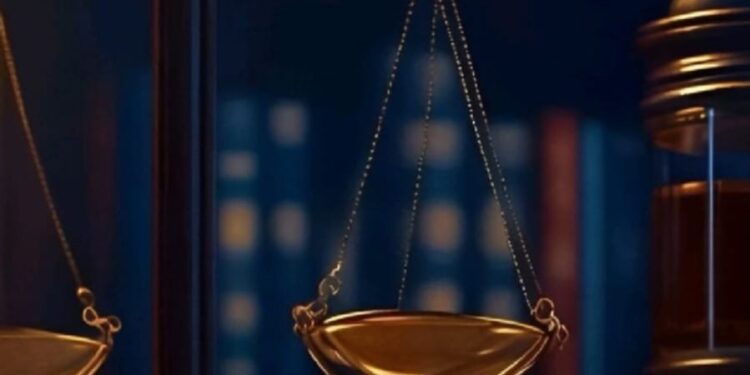 النشوز بين الفقه والقانون