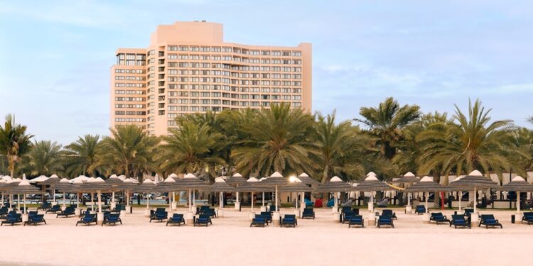 إنتركونتيننتال أبوظبي ضمن القائمة القصيرة لجوائز “هوتيليير الشرق الأوسط 2025”