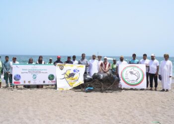 “بحار بلا مخلفات”.. حملة لتنظيف الشعاب المرجانية بالسويق