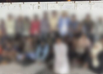 القبض على 27 متسللاً ومواطن بتهمة التهريب في الوسطى