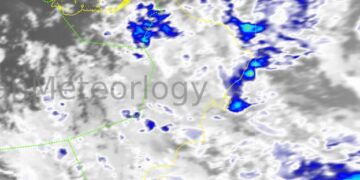 استمرار الطقس الممطر على سلطنة عمان مع نشاط خريف ظفار