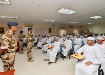 سلاح الجو السُّلطاني العُماني يبدأ إجراءات التوظيف للضباط المرشحين الطيارين والجويين