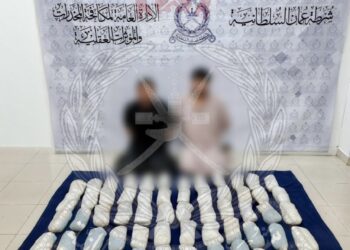 ضبط 60 كيلوجرامًا من المخدرات والقبض على متهمين بمطرح