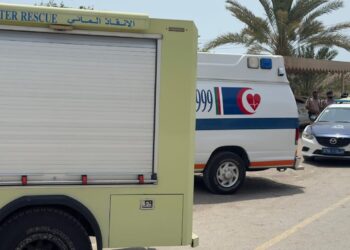 إنقاذ ‏امرأة بعد سقوطها في بئر بولاية صحار