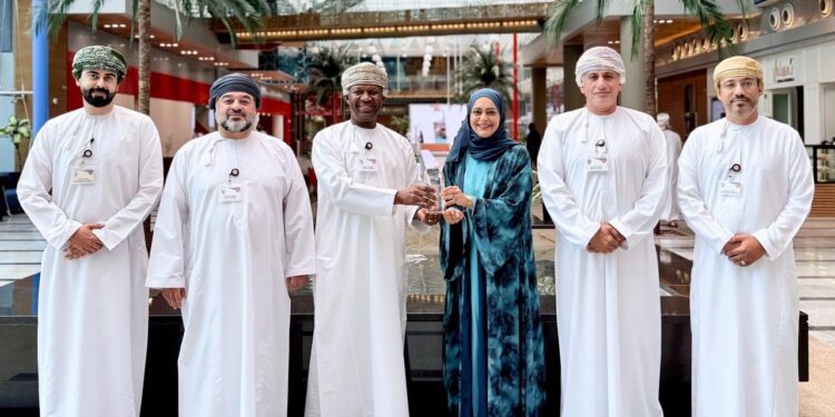 Euromoney Awards Bank Muscat the Best Bank in Oman Title 1 مؤسّسةEuromoney العالميّة تؤكد ريادة بنك مسقط للقطاع المصرفي العماني