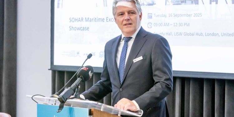 ميناء صحار يعرض الاستراتيجية البحريّة العُمانية في أسبوع لندن للشحن 2025 1 ميناء صحار يعرض الاستراتيجية البحريّة العُمانية في أسبوع لندن للشحن 2025