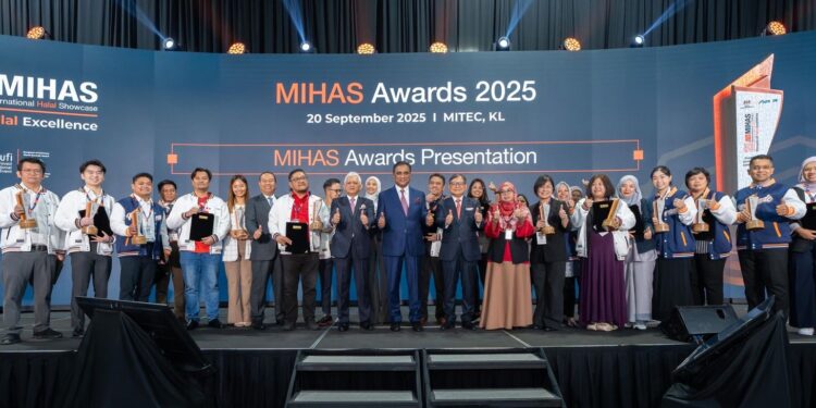 1.16 مليار دولار مبيعات "ميهاس 2025" وتكريم 14 فائزا في التميز والابتكار والاستدامة 1 1.16 مليار دولار مبيعات “ميهاس 2025” وتكريم 14 فائزا في التميز والابتكار والاستدامة