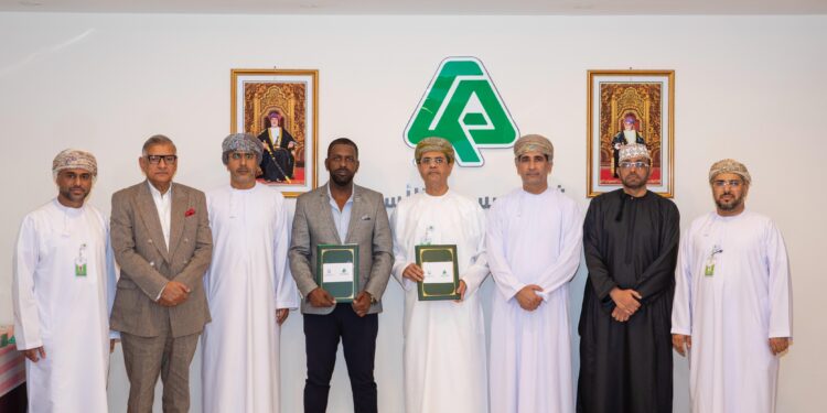 ريسوت للأسمنت توقع مذكرة تفاهم مع مصرف الطاقة والتعدين الليبي