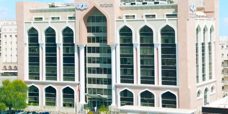 بنك عُمان العربي يعزز إمكانات أجهزة الصراف الآلي والتفاعلي لعملائه في سلطنة عُمان 1 بنك عُمان العربي يعزز إمكانات أجهزة الصراف الآلي والتفاعلي لعملائه في سلطنة عُمان