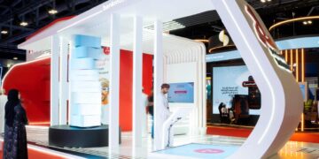 استمتع بتجربة تفاعلية مميزة مع جناح بنك مسقط في معرض كومكس 2025