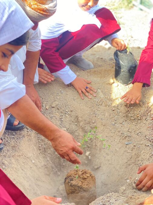 "سوق بلا بلاستيك" وزراعة 10 ملايين شجرة في يوم بيئي بمدرسة إبراء 2 938dda08 7507 4ac8 a56a 60e9de45d5cb