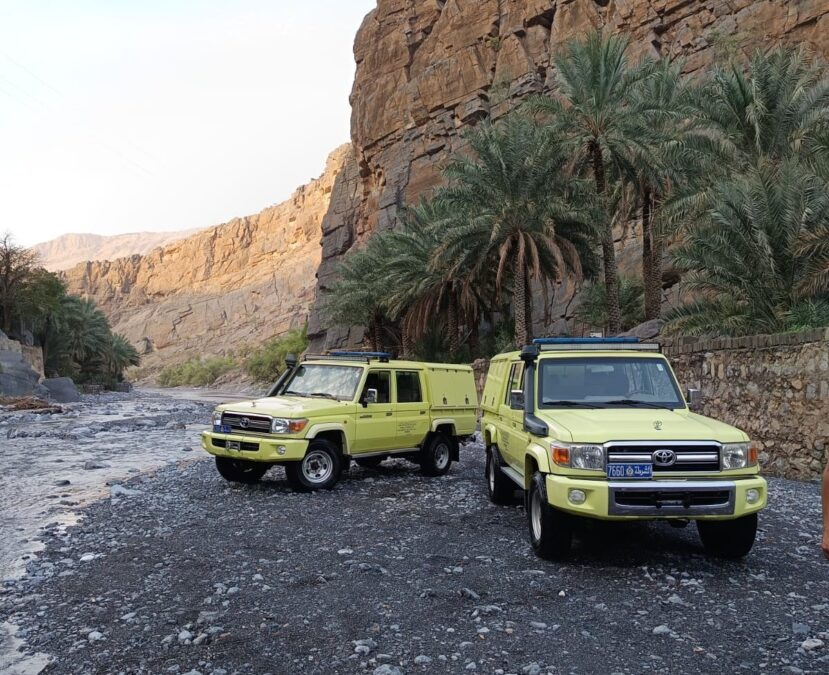 إنقاذ 7 سياح ألمان حاصرتهم مياه وادي النخر بالحمراء 2 IMG 6998