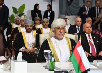 تحيات جلالة السلطان وتقديره لقطر ينقلها نائب رئيس الوزراء لشؤون الدفاع